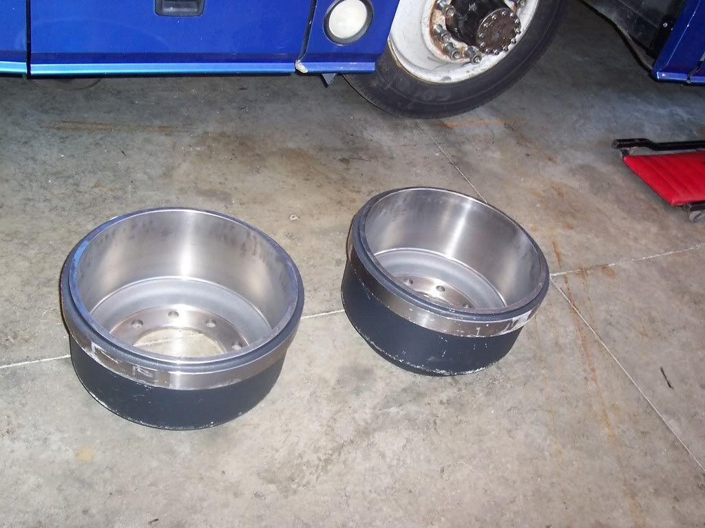 Open Roads Forum Changing rear wheel seals. Spartan chassis